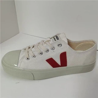 Sneaker Canbhás Mná